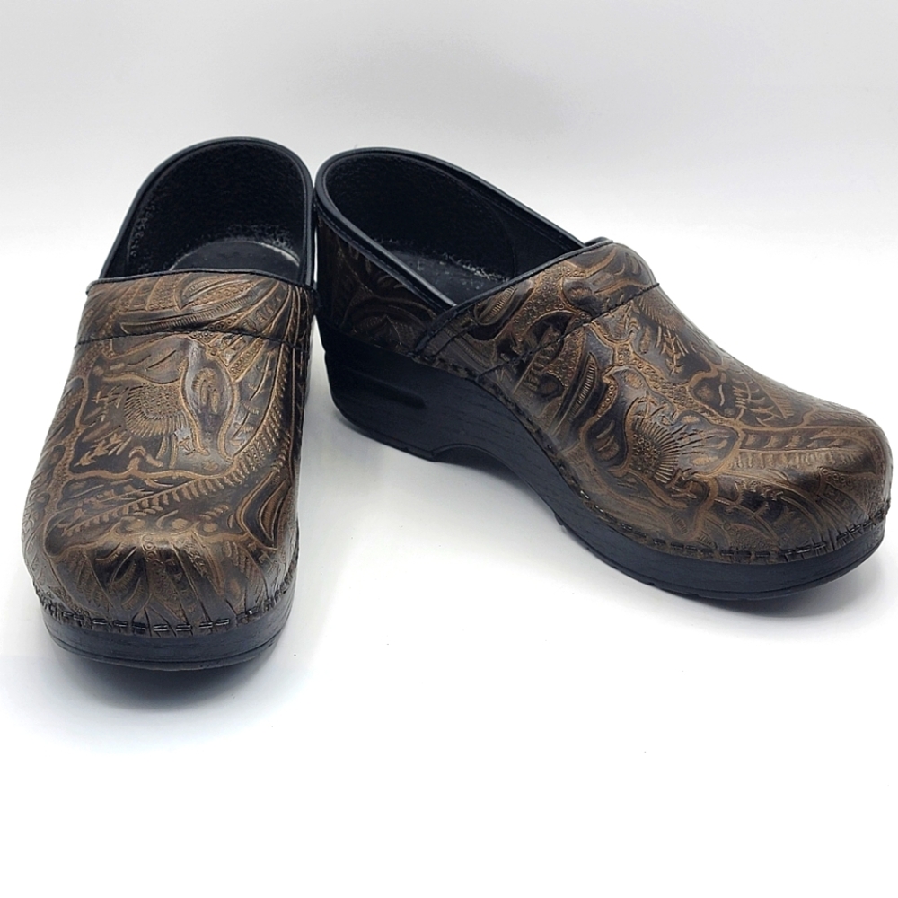 Dansko Professional Slip-on Clogs Size 38 (US-8) #1368‎